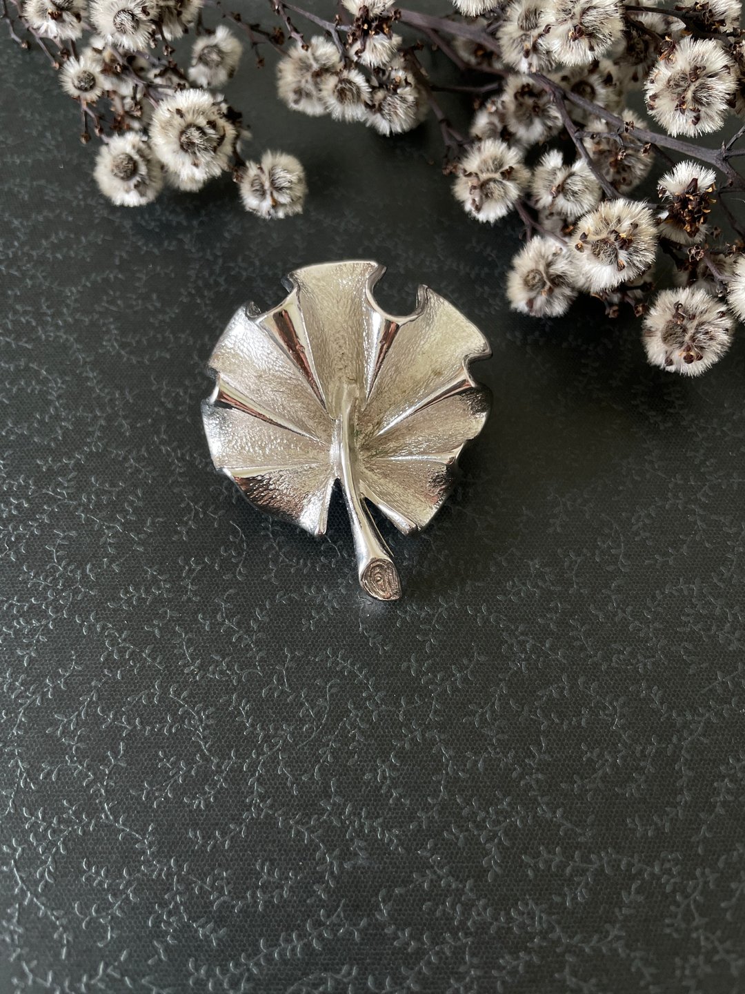 古董银色花叶别针胸针心口针 SARAH B1281 - 胸针 - 其他金属 银色