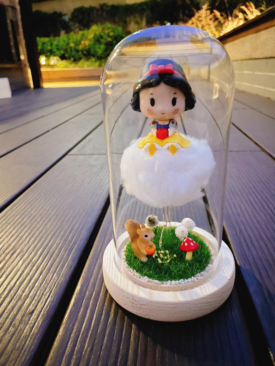 Miss。花谜 【小人物】云朵小夜灯 玻璃罩 白雪公主 公主 - 干燥花/捧花 - 植物．花 白色