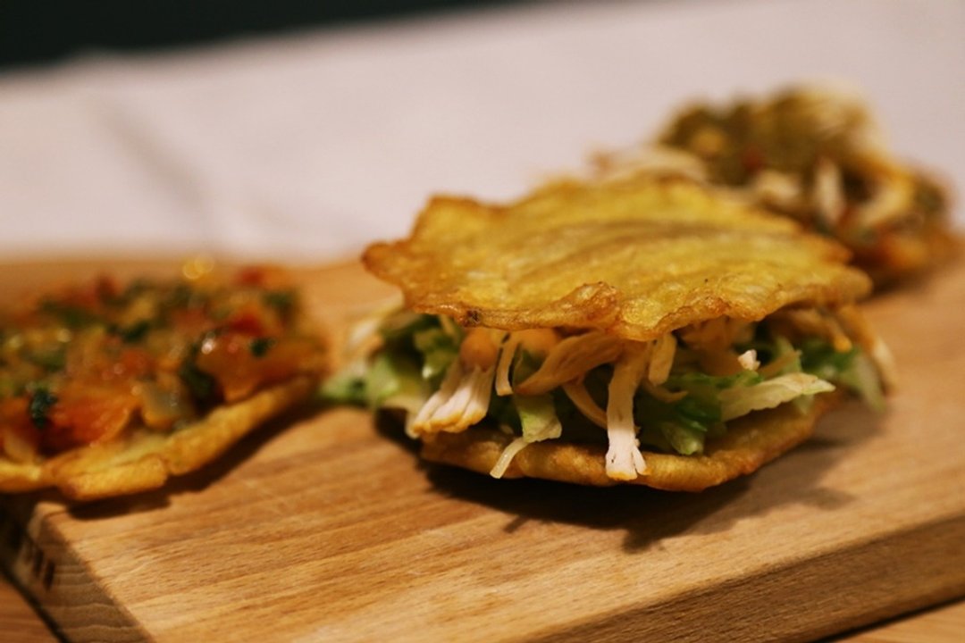 【异国美食烹饪】哥伦比亚美食 炸大蕉汉堡 - 美食 - 其他材质 