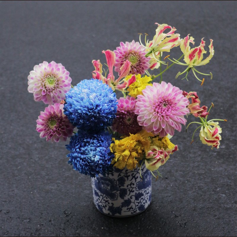 【龙年花礼。龙麟】春节。开幕。生日。祝贺花礼。桌花 I 可自取 - 植栽/盆栽 - 植物．花 多色