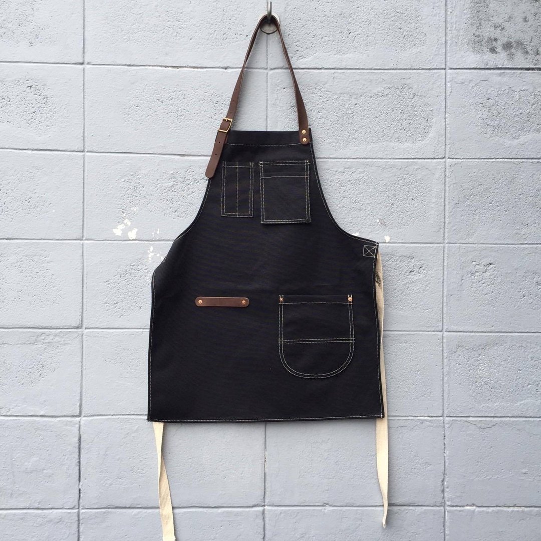 New Black Canvas Apron no.04 Copper rivets one pockets Neck Leather / garden / barista / Handmade. - 围裙 - 棉 黑色