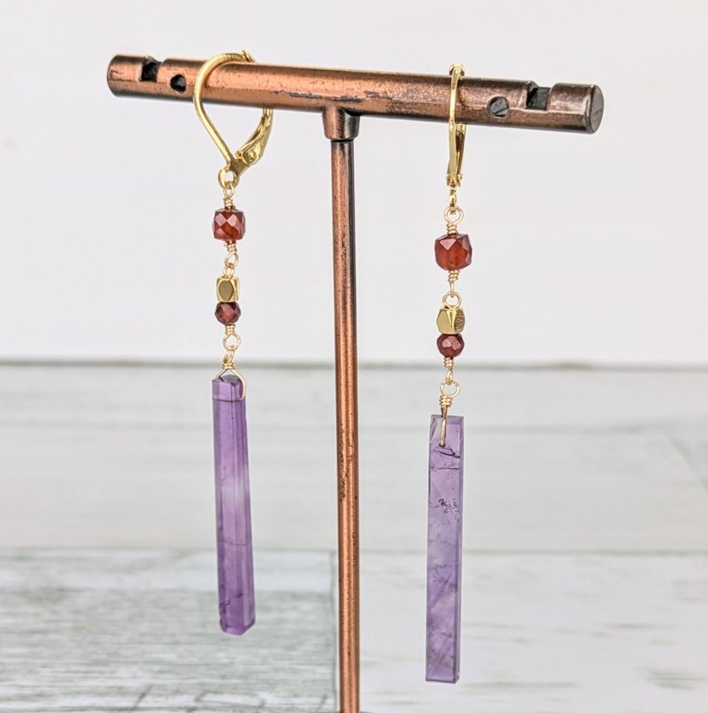 天然宝石耳环 石榴石　紫水晶　18金PVD镀金防 过敏挂勾款 - 耳环/耳夹 - 宝石 紫色