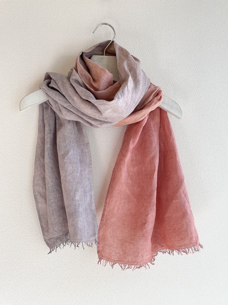 泥染 轻薄法式亚麻围巾 雅致流苏 缠绕夕阳 Sunset Linen Stole JAPAN - 围巾/披肩 - 棉．麻 蓝色