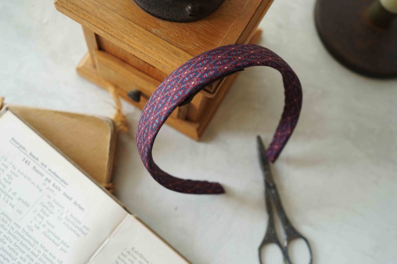 古董领带改制手工发箍-Celine-魔幻时刻紫-发箍腰带组-窄版发箍 - 发带/发箍 - 丝．绢 紫色