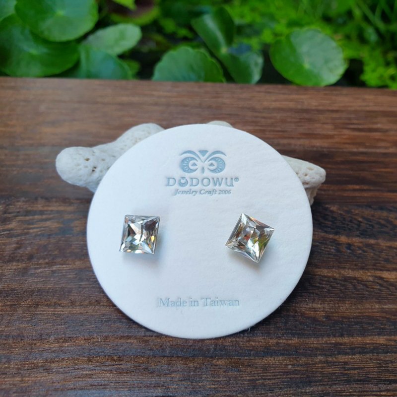│晶钻系列│经典大钻四方抗敏医疗钢耳针 - 耳环/耳夹 - 玻璃 白色