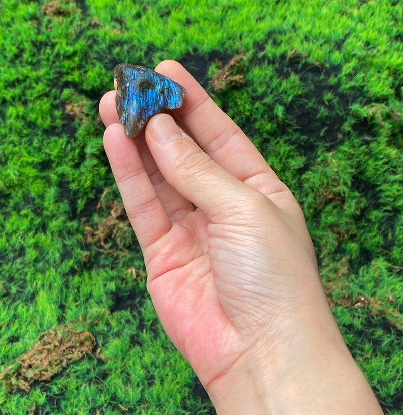 能量摆饰-几何三角蓝光拉长石 疗愈 旺姻缘 财运水晶 快速出货 - 摆饰 - 水晶 多色