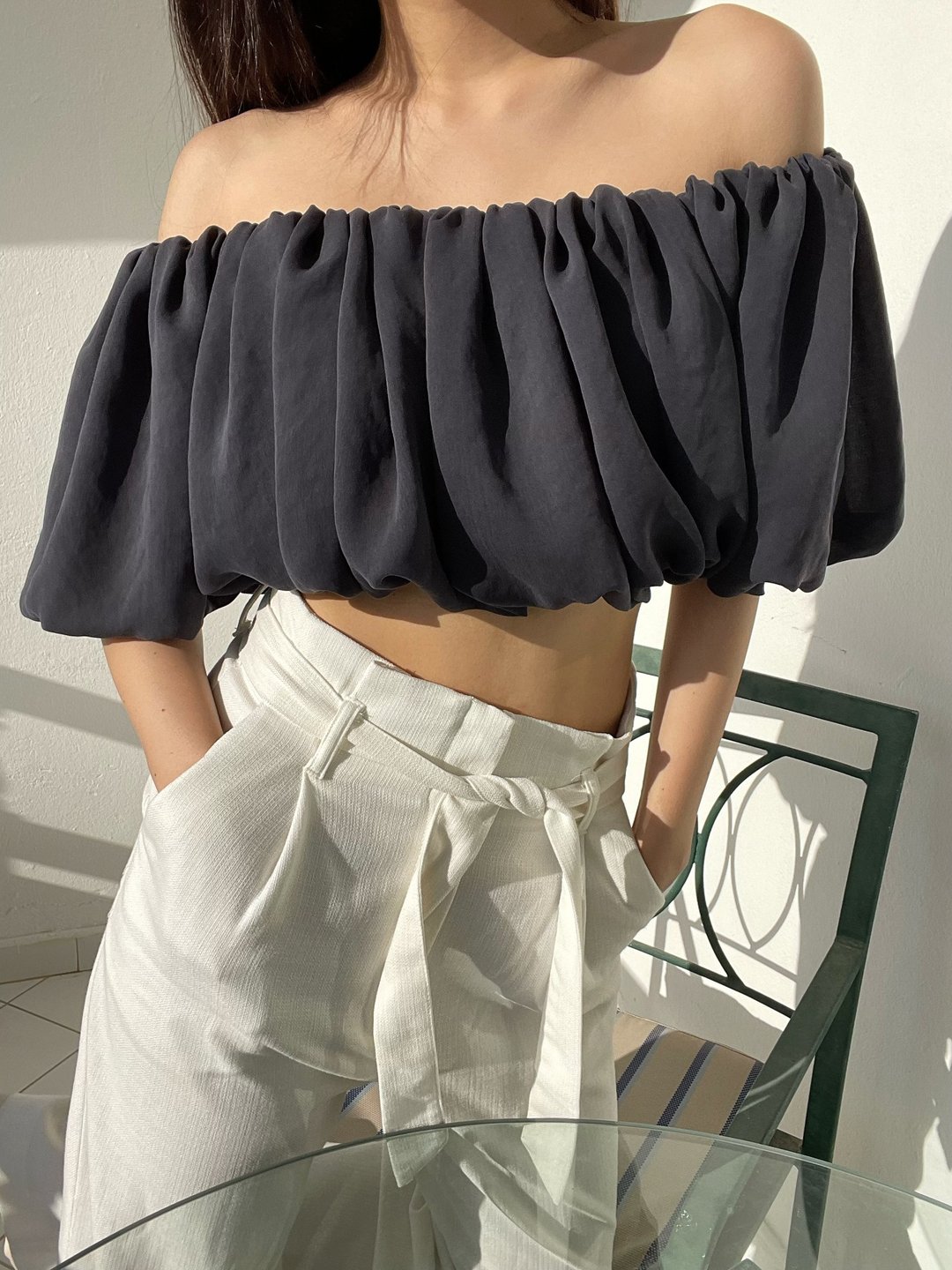 Puffy crop top - Indigo - 女装上衣 - 聚酯纤维 蓝色