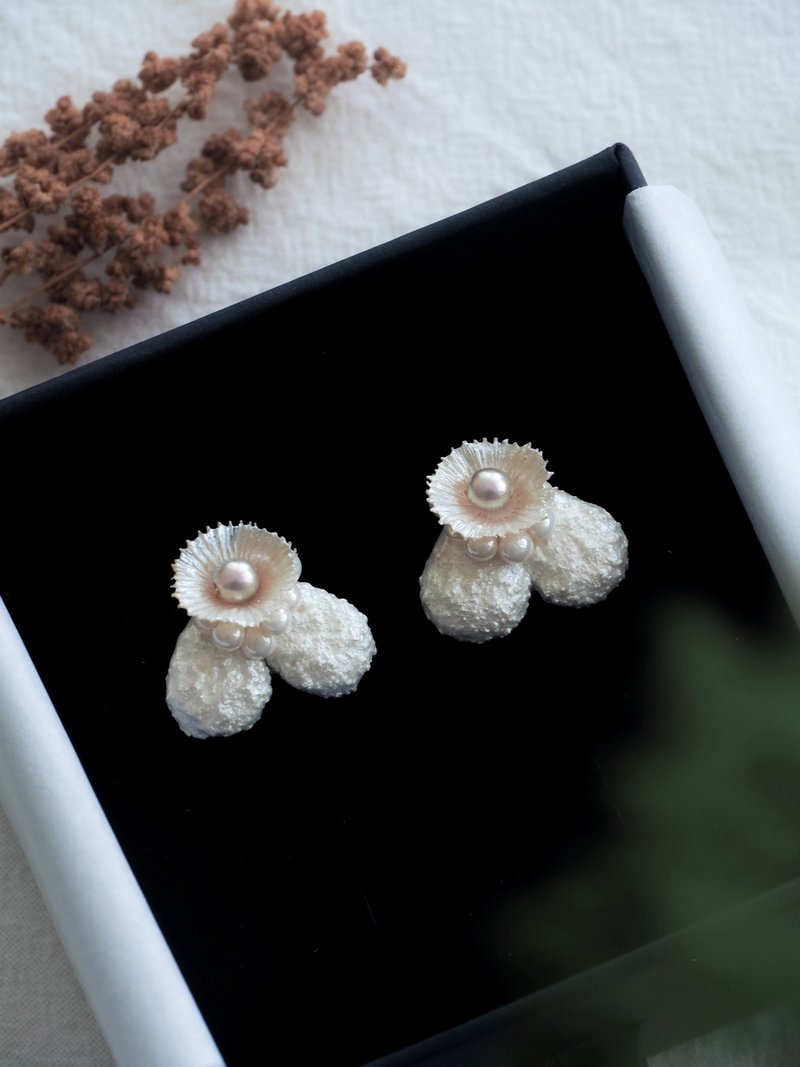 果实羽翼 耳环 / 耳夹 - 耳环/耳夹 - 其他材质 白色