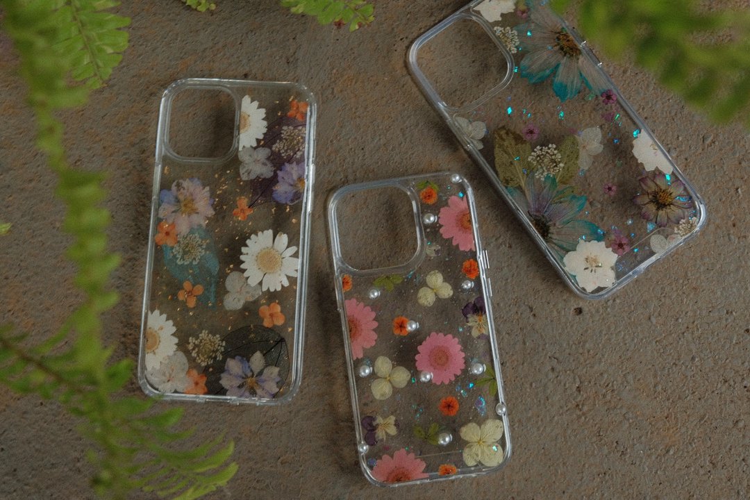 现货特惠 / iPhone13 pro押花手机壳 压花 手作 防摔 保护 树脂 - 手机壳/手机套 - 植物．花 