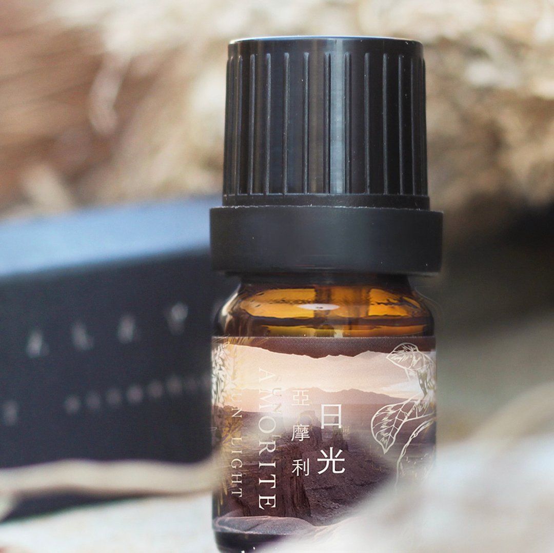 亚摩利 日光 天然纯精油复方 冥想精油 5ML 10ML - 香薰/精油/线香 - 精油 黄色