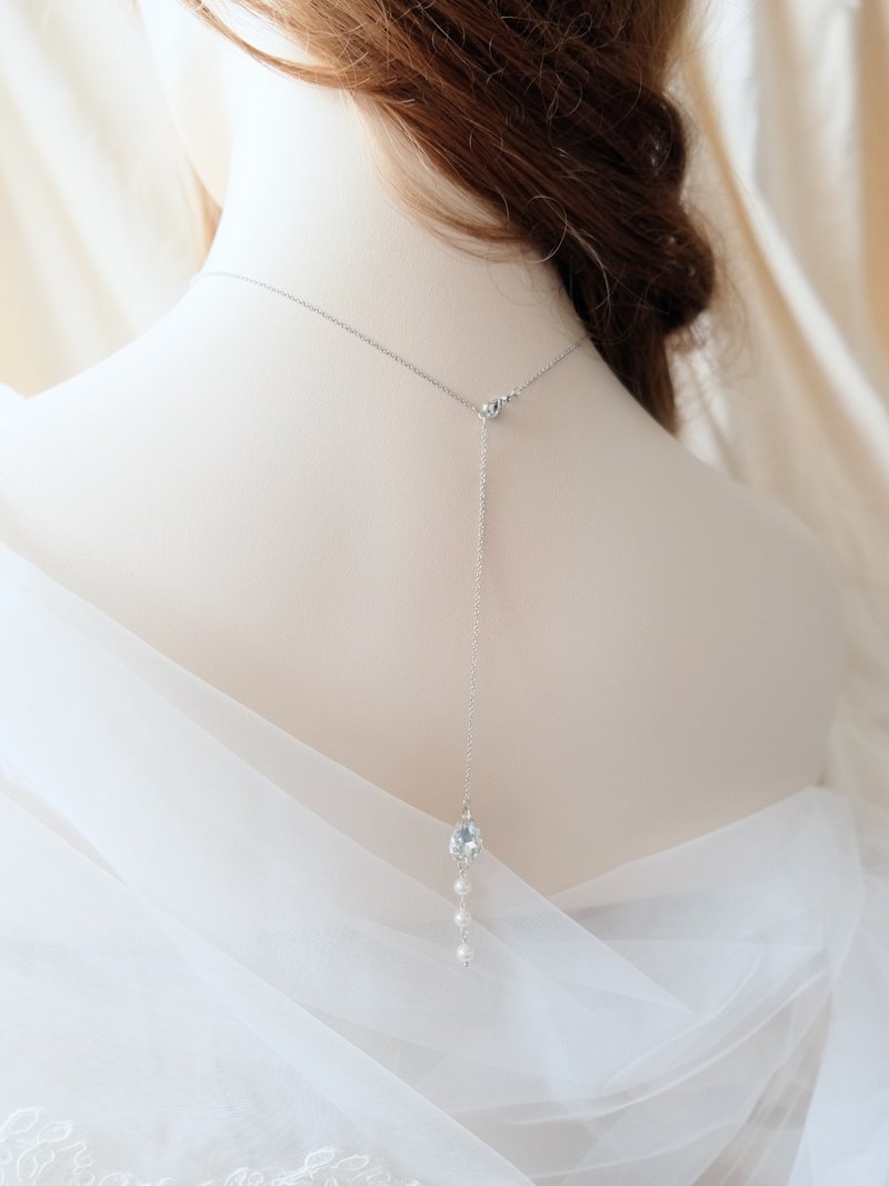 Delicate bride necklace / Swarovski pearl and rhinestone back necklace wedding - 项链 - 其他材质 白色