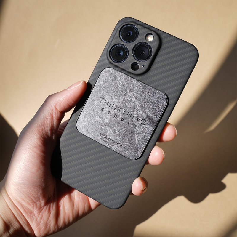 Kevlar 手机壳 + MagSafer - 手机配件 - 碳纤维 黑色