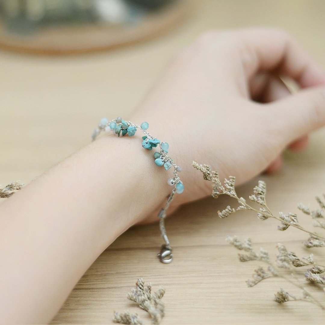 a handmade Real Turquoise stone and beads with shimmer yarn bracelet by niyome craft - 手链/手环 - 石头 多色