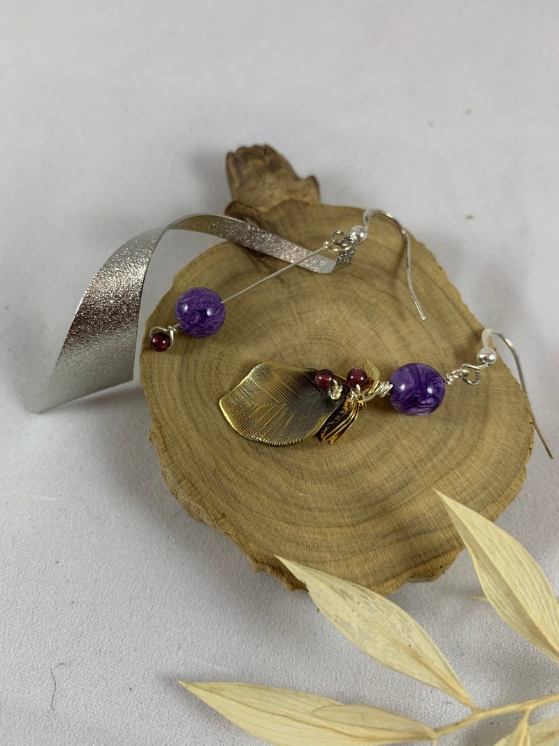 ㄧ抹紫。天然石耳环 - 耳环/耳夹 - 半宝石 紫色