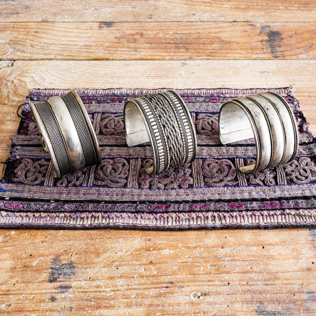 Miao Bangle / A - 手链/手环 - 其他金属 