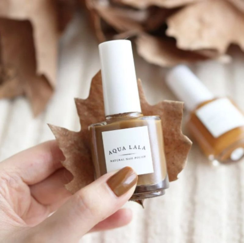 Aqualala-天然无害指甲油 •无臭味-N332 橡实果 - 指甲油/指甲贴 - 玻璃 