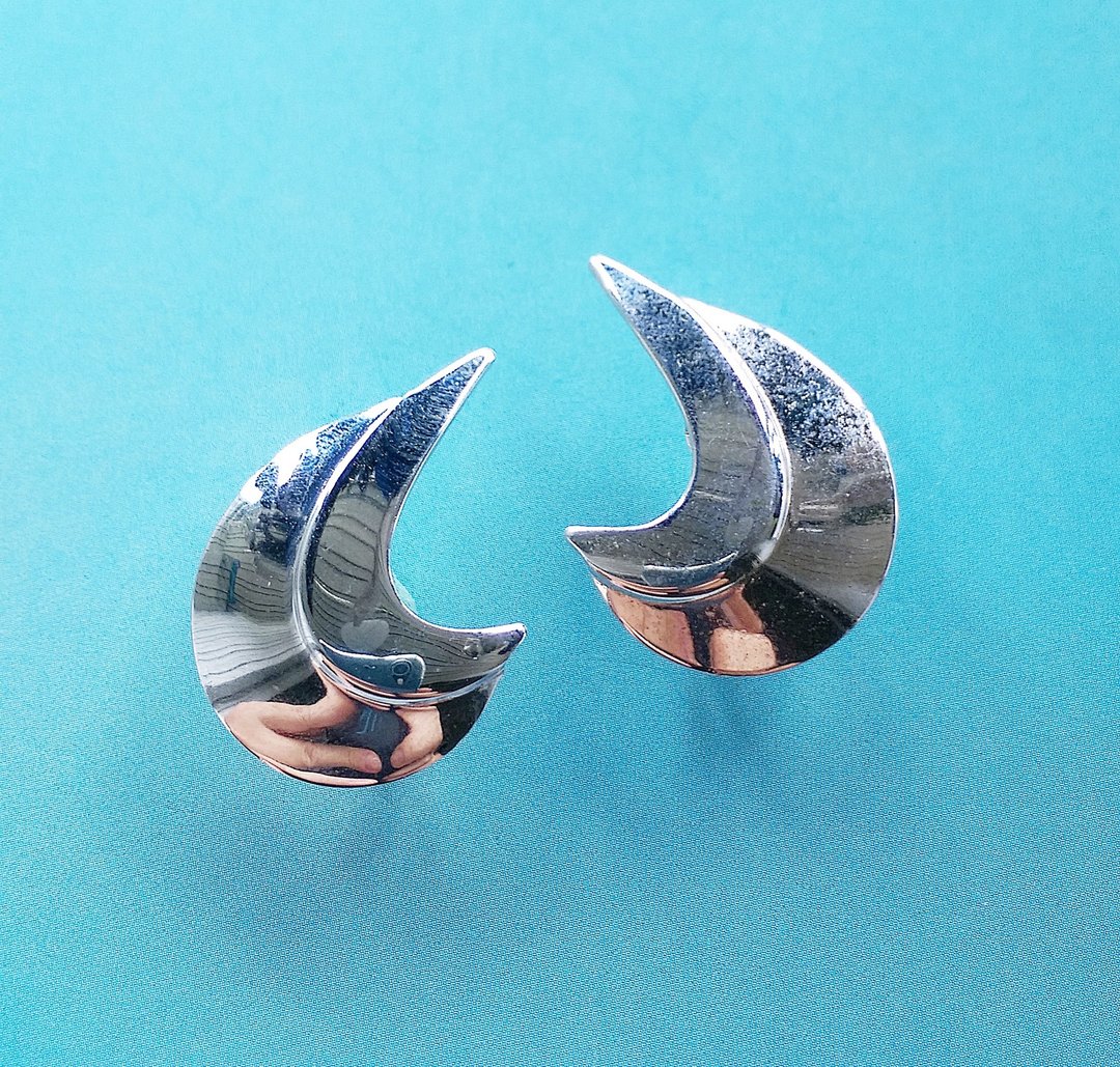 Vintage Jewelry 西洋古董饰品 SARAH COV 银色 流线 夹式耳环 - 耳环/耳夹 - 其他金属 白色