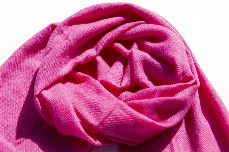 喀什米尔Cashmere/羊绒围巾/纯羊毛围巾披巾/戒指绒披肩-玫瑰亮粉 - 围巾/披肩 - 羊毛 粉红色
