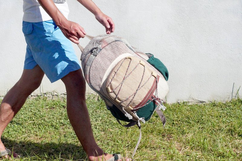 情人节 限量一件 手工棉麻拼接设计后背包 / 肩背包 / 民族登山包 / 拼布包 - 自由森林民族旅行包 - 后背包/双肩包 - 棉．麻 多色