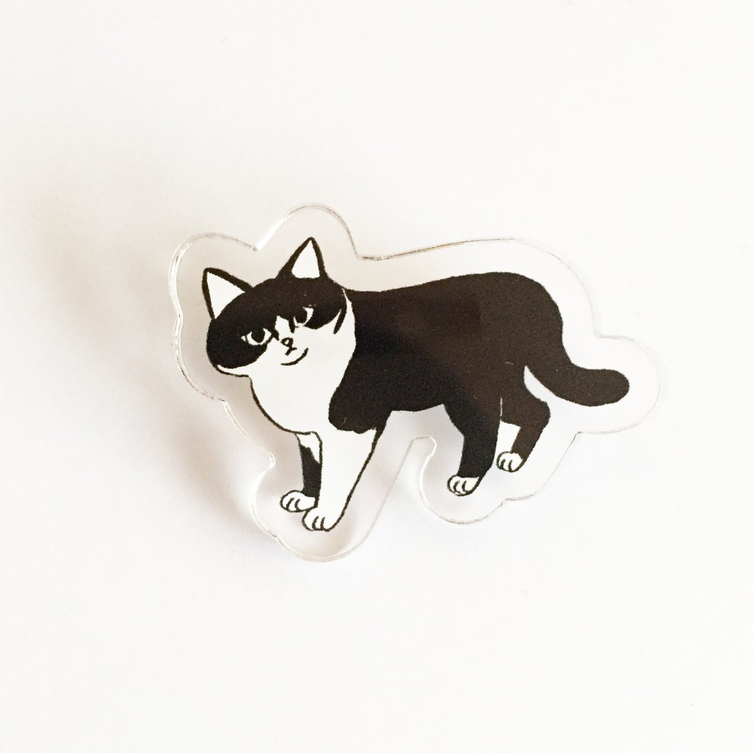 Hachiwaneko's acrylic brooch 3 - 胸针 - 压克力 白色
