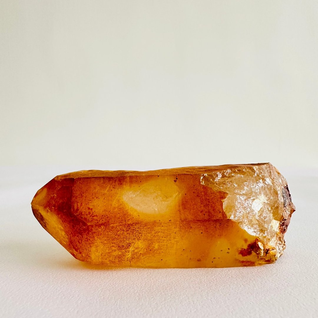 黄金喜马拉雅山水晶 11 原矿矿标 风水磁场 高能量水晶柱 黄皮水晶 - 摆饰 - 其他材质 黄色