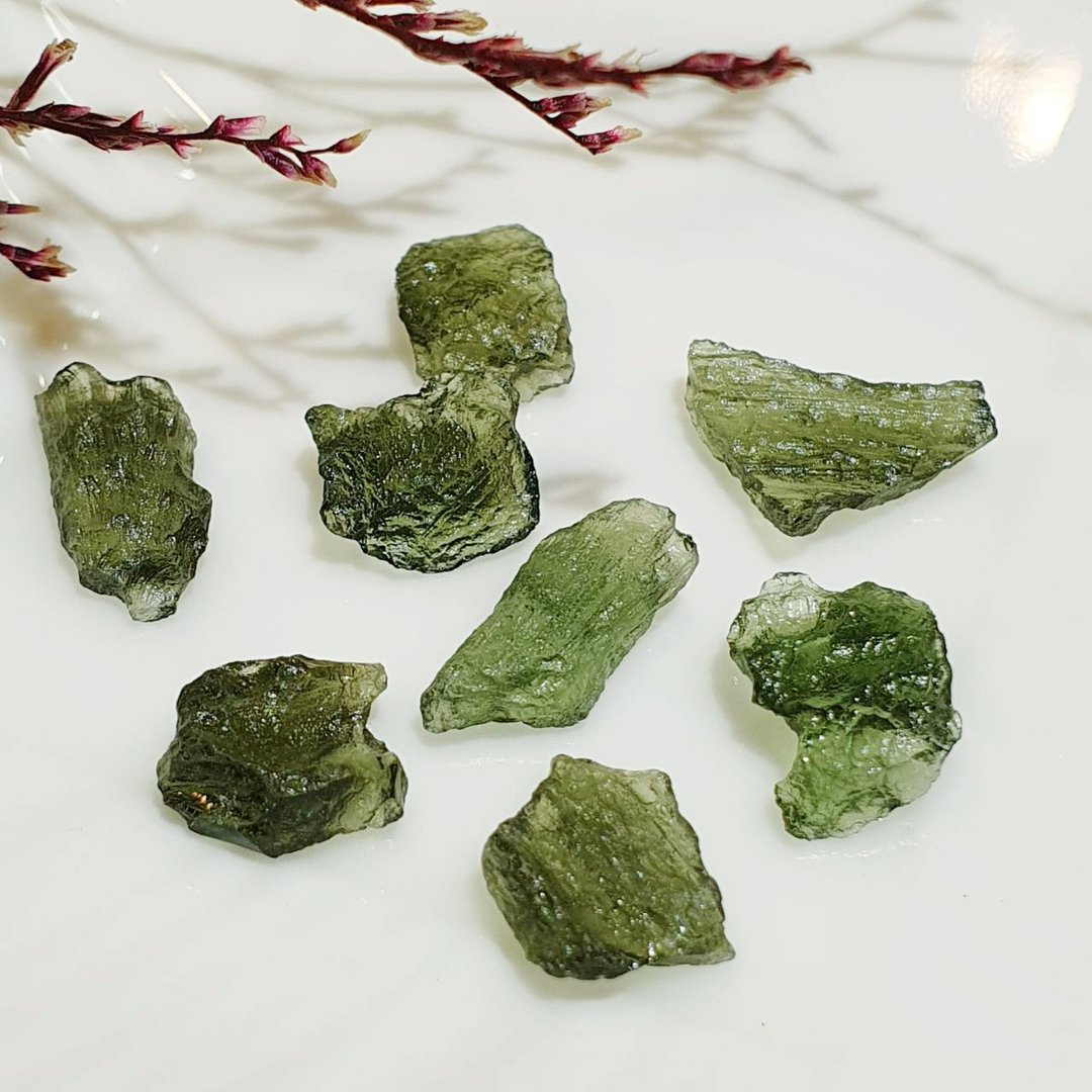 保证真品 小资价轻松入手 天然捷克陨石原矿 疗愈心轮 招财 - 摆饰 - 其他材质 绿色