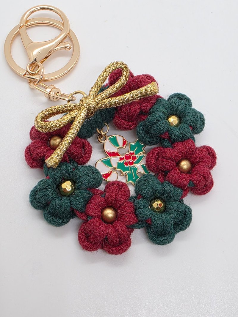 F.S.H 圣诞款设计。复古红绿色。编织款掌心迷你花环。吊饰钥匙圈 - 吊饰 - 棉．麻 红色