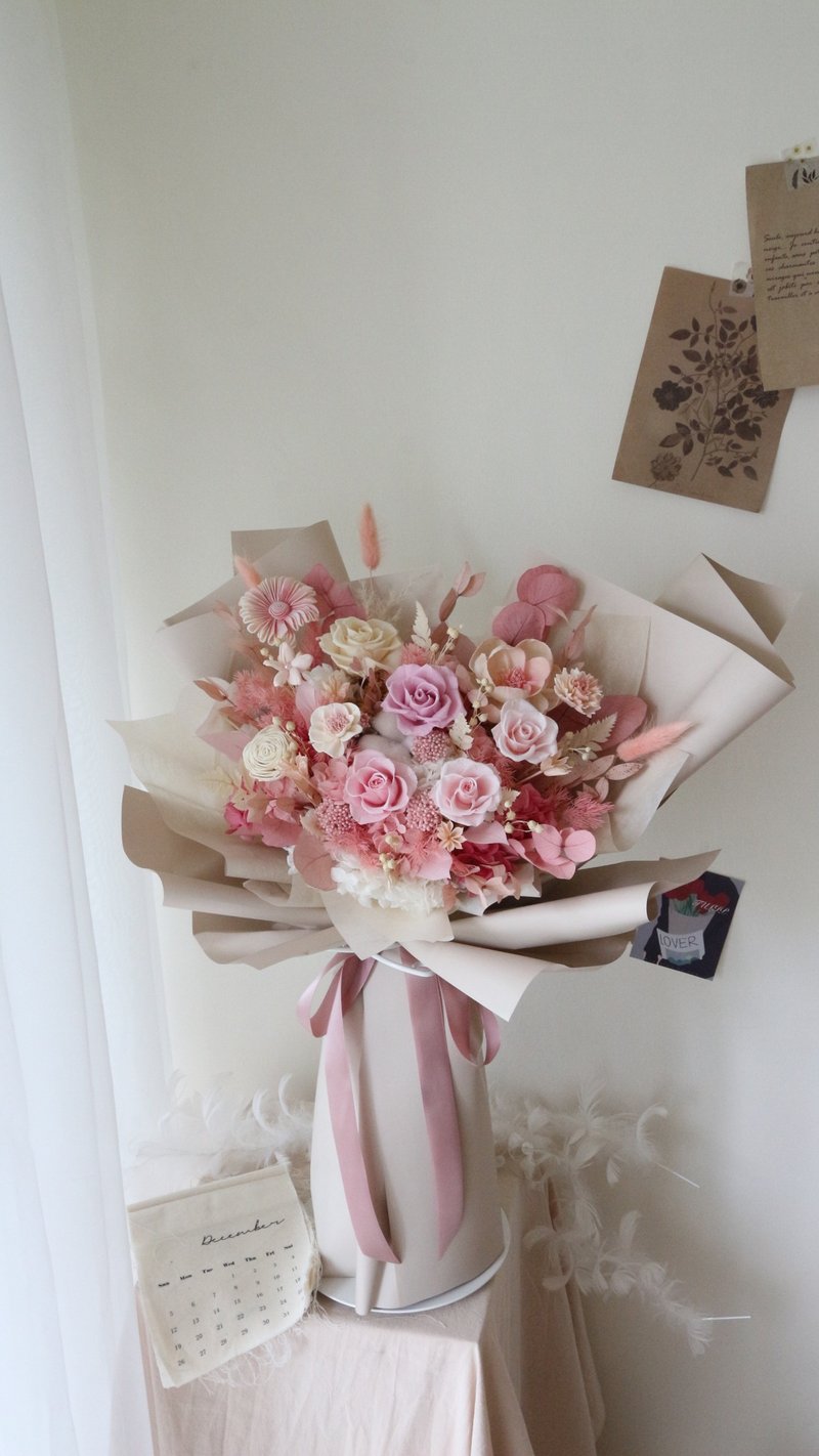 【订制花束】玫瑰大花束 永生玫瑰 毕业礼物 干燥花 毕业季 - 干燥花/捧花 - 植物．花 粉红色