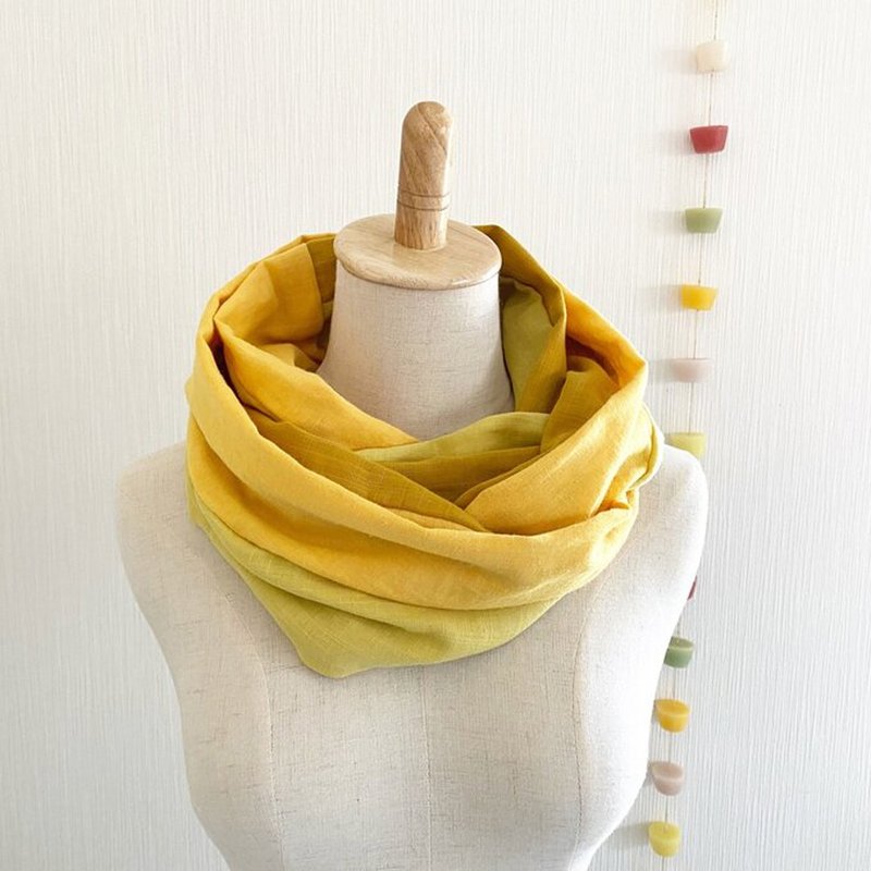 For spring and summer Yellow / Yellow / Vitamin color Made in Japan Dreamy snood of high quality gauze Mother's Day / Mimosa / Rapeseed - 围巾/披肩 - 棉．麻 多色