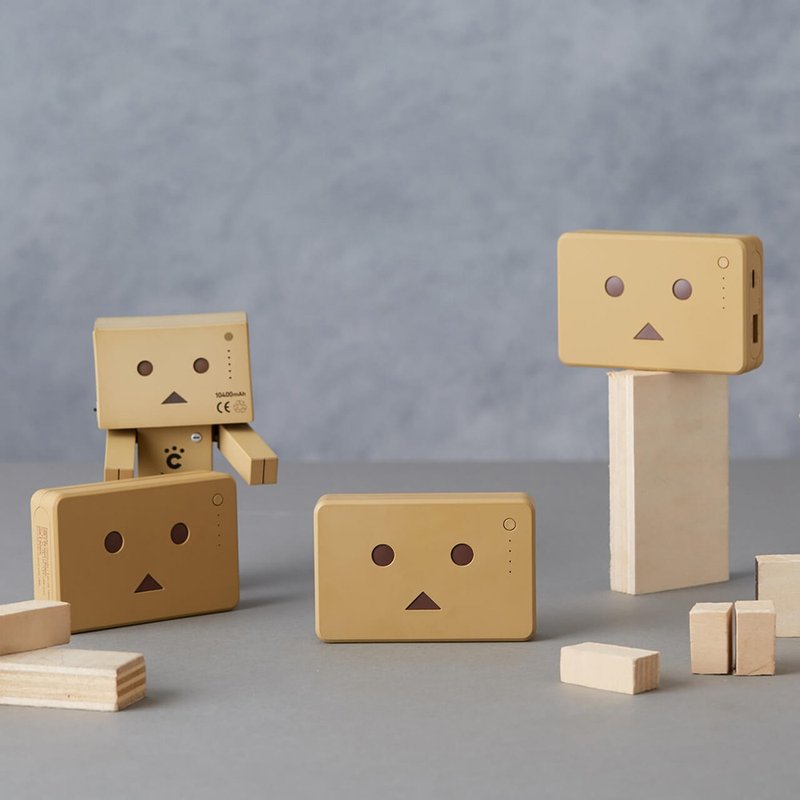 cheero阿愣原色10050mAh 行动电源快充PD18W 附C-C,A-C两条充电线 - 充电宝/传输线 - 塑料 卡其色