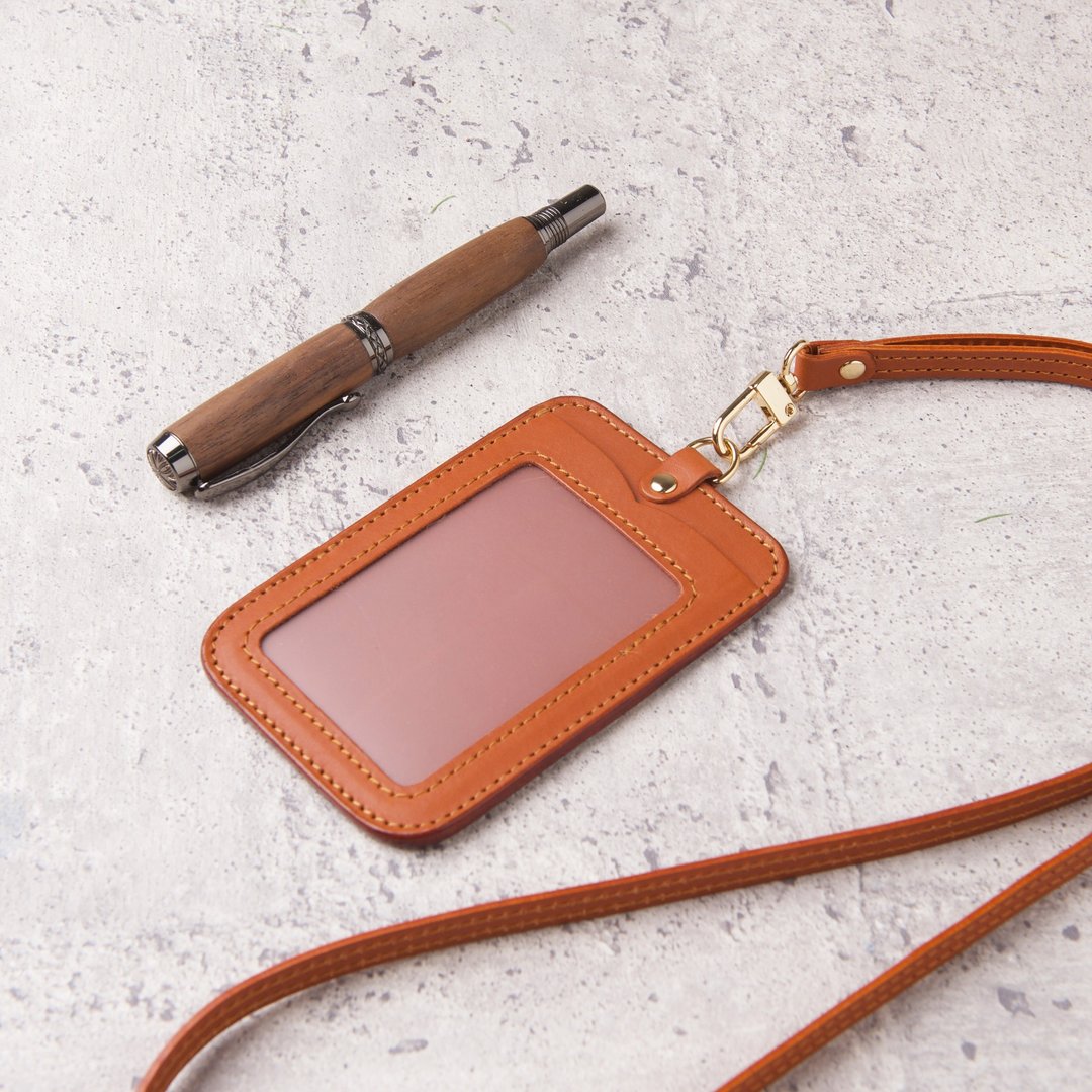直式证件夹 ID Card Holder / 浅棕 Tan / 免费刻字 - 证件套/卡套 - 真皮 