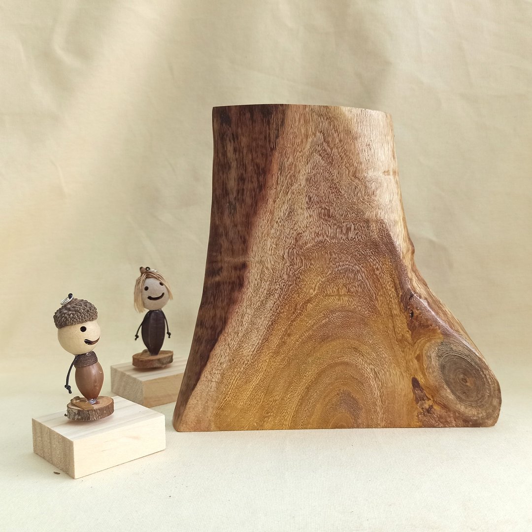 【原木座台】-榄仁(尺寸18.5x18.5x2.3CM) - 摆饰 - 木头 卡其色