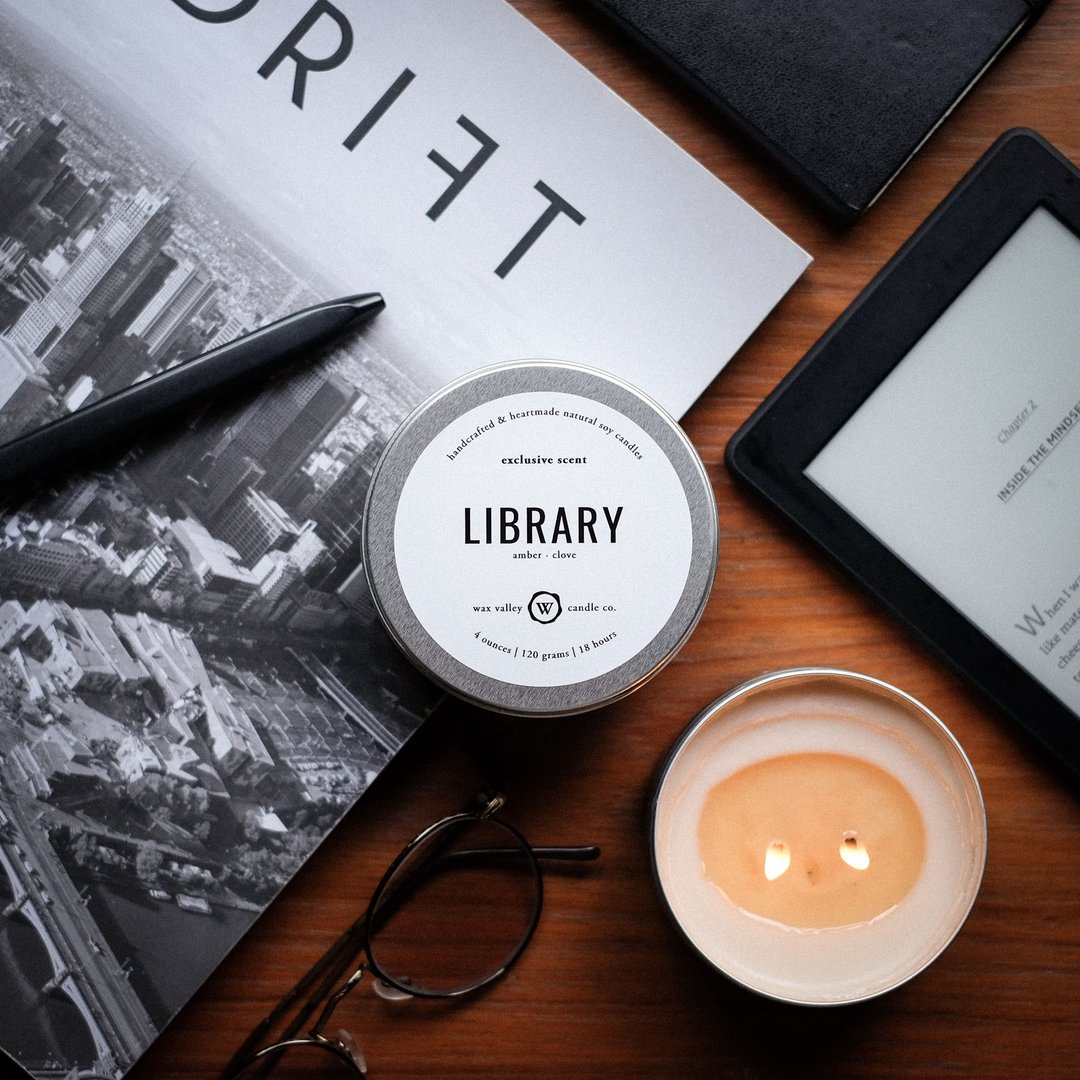 Soy Candle Library Blend Travel Tin - Amber & Clove - 蜡烛/烛台 - 其他材质 银色