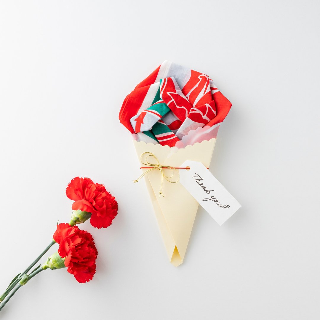 Rose handkerchief bouquet - 手帕/方巾 - 棉．麻 红色