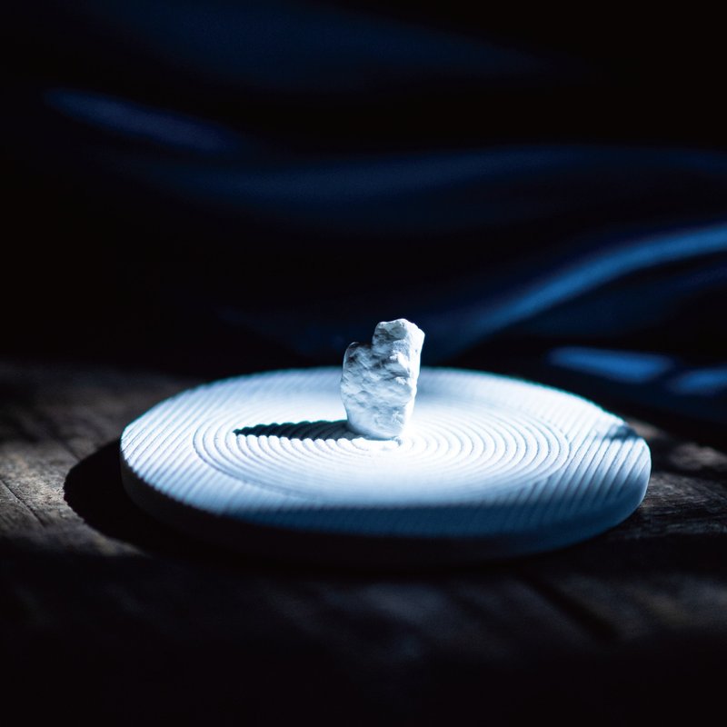 禅意陶瓷香插 白款 | 叶帆 联名商品 - 摆饰 - 陶 