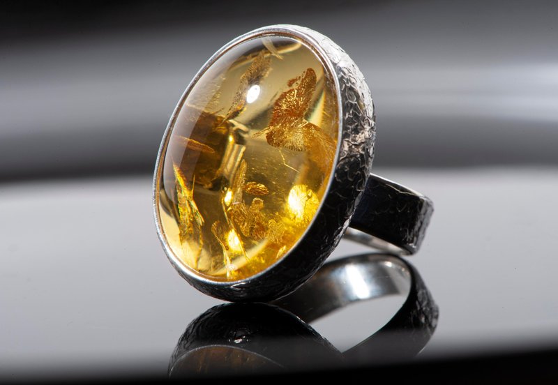 手工制作的琥珀戒指 优雅无瑕 镶嵌天然波罗的海琥珀的银戒指 - 戒指 - 半宝石 黄色