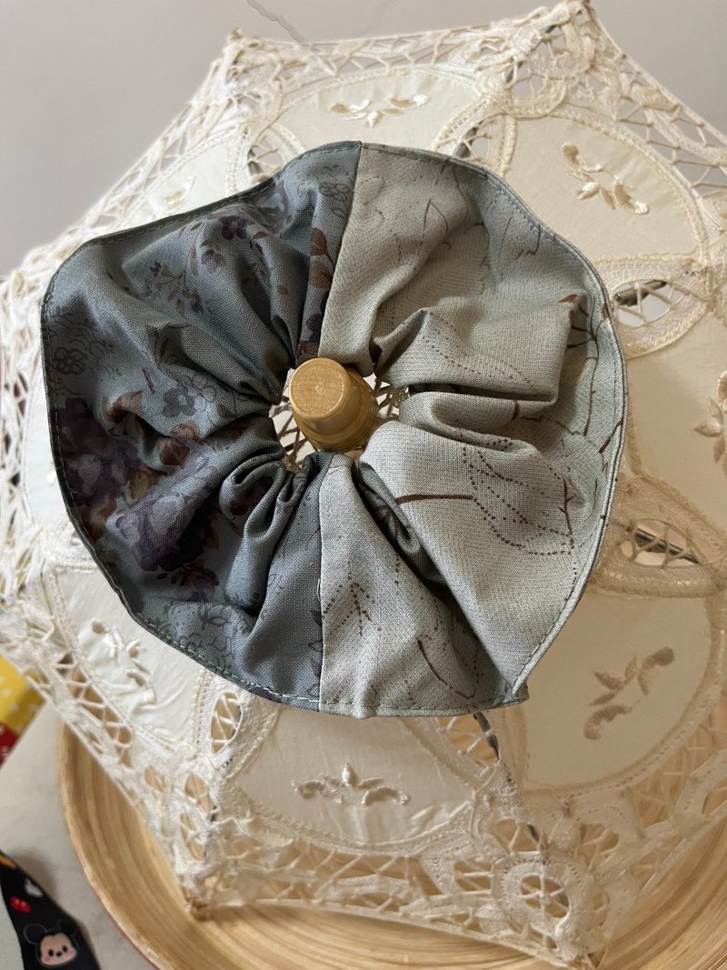 莫兰浮世/双色大肠圈发束/日本印花布 - 发带/发箍 - 棉．麻 蓝色