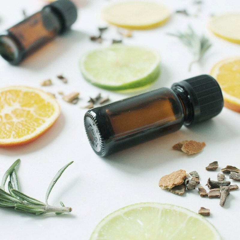 芳香治疗服务 - 蜡烛/香氛 - 精油 