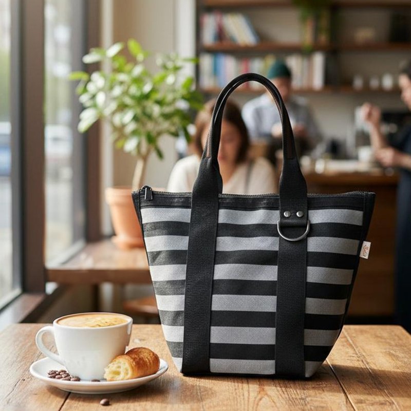 微笑水桶包 - 束口袋双肩包 - 尼龙 黑色