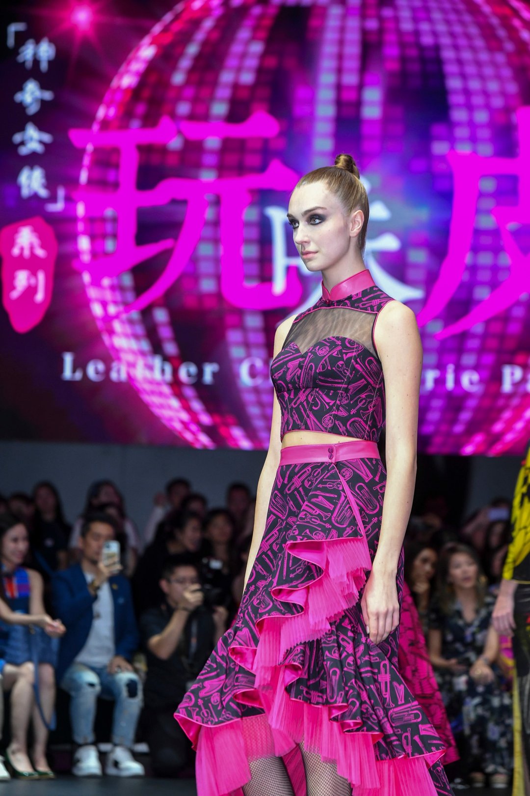 【管弦乐】港乐IP联乘经典真丝长衫款露脐装 | 国潮港风新中式 - 女装上衣 - 丝．绢 
