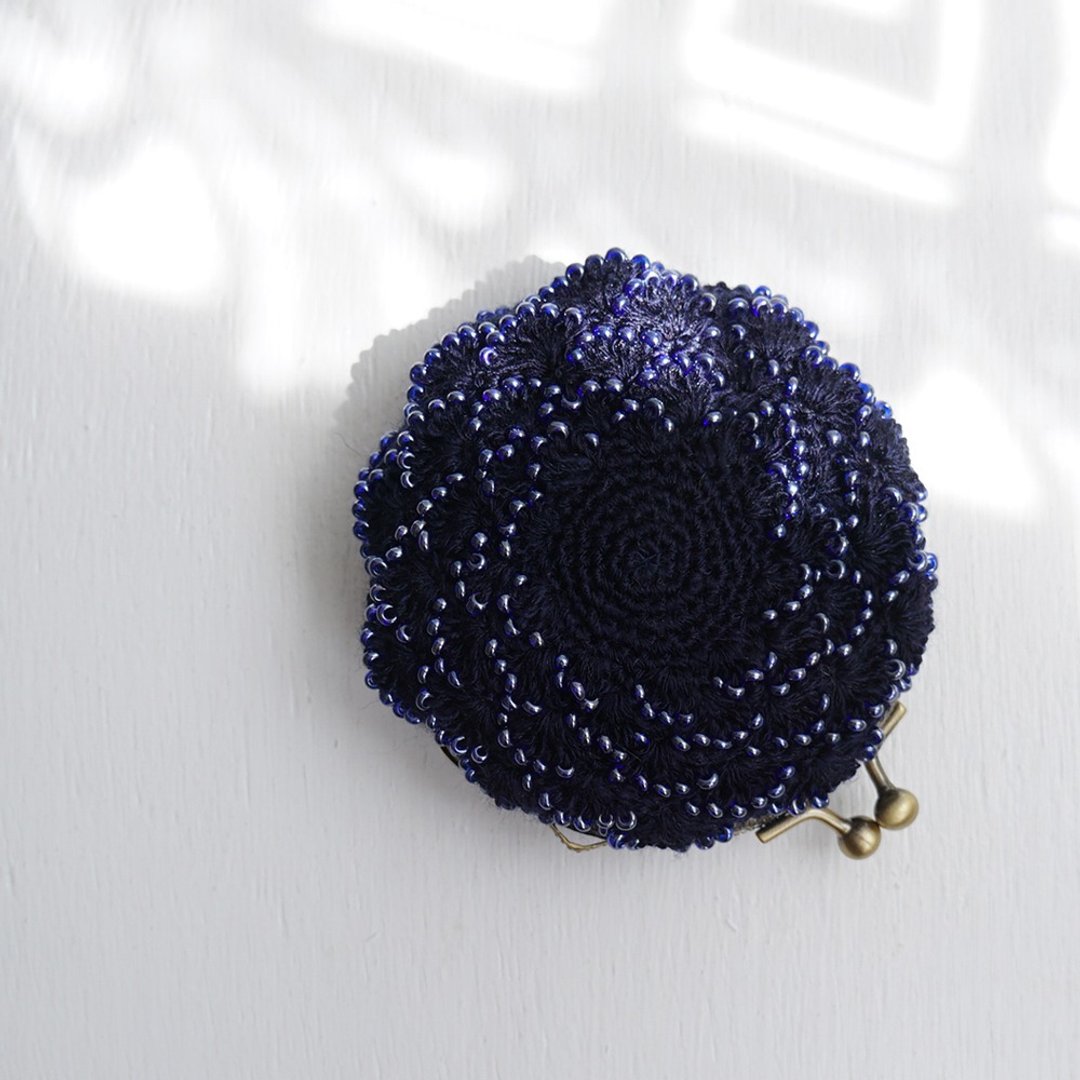 Ba-ba handmade Crochet round pouch  No.C1598 - 化妆包/杂物包 - 其他材质 蓝色