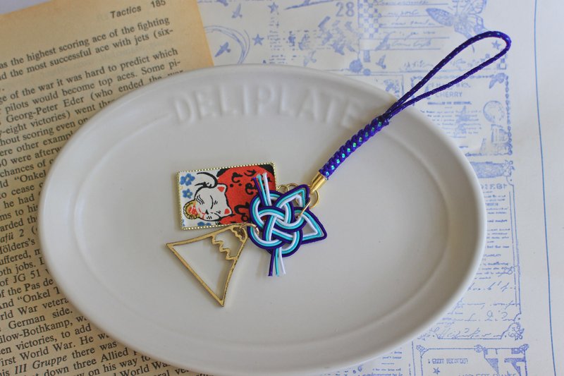Manekineko Key Chain Origami Phone chain Blue Mizuhiki cat Key hanging Mt.Fuji - 钥匙链/钥匙包 - 纸 蓝色