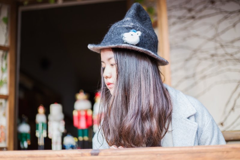 鹿栗塔手作羊毛毡湿毡制帽灰熊帽子 - 帽子 - 羊毛 黑色