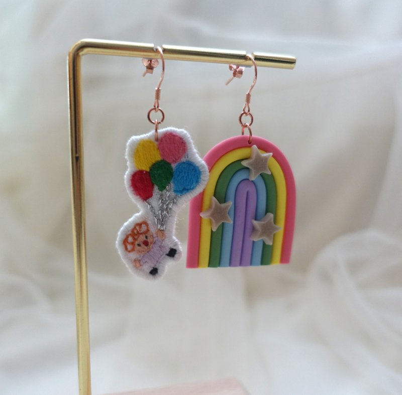 嘉年华手作耳环 - 耳环/耳夹 - 陶 多色