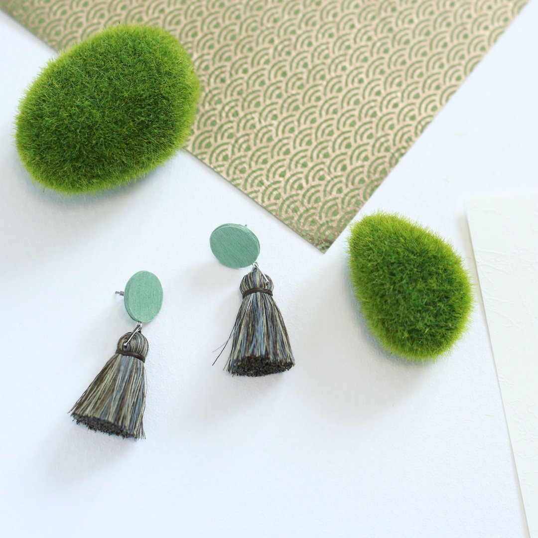 Tassel paper earrings-Green- - 耳环/耳夹 - 纸 绿色