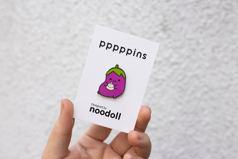 茄子巴巴 Noodoll 珐琅别针 - 胸针 - 其他金属 紫色