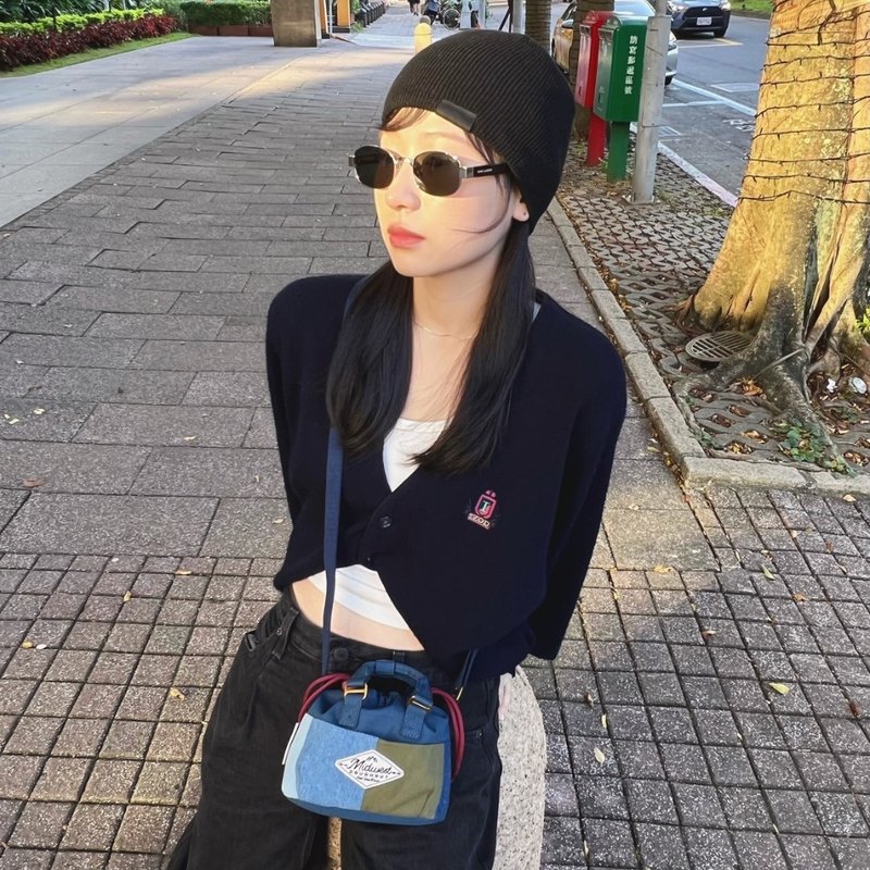 【DOUGHNUT】小水饺包 古着 牛仔布 饺子包 侧背包 手机包 MW - 侧背包/斜挎包 - 聚酯纤维 蓝色