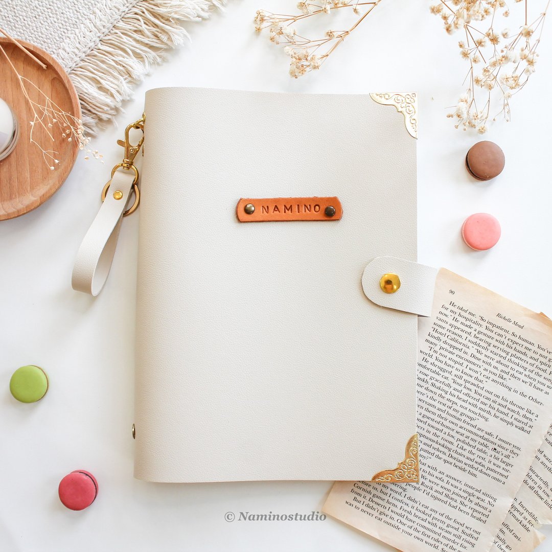 Macaron Vanilla Flavor Notebook Ver.02 (with keychain) - 笔记本/手帐 - 人造皮革 白色