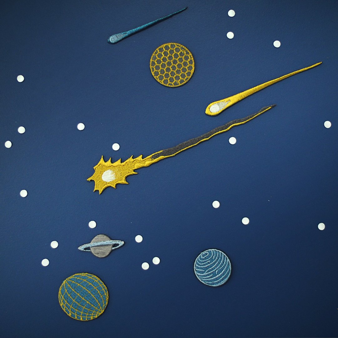 Planets Patch Design - 胸针 - 绣线 多色