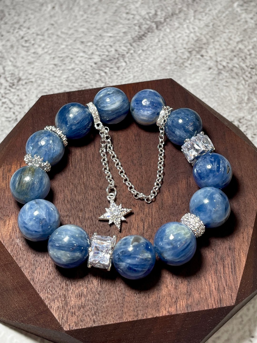 自信的自己_蓝晶石_梵谷星空 - 手链/手环 - 水晶 蓝色